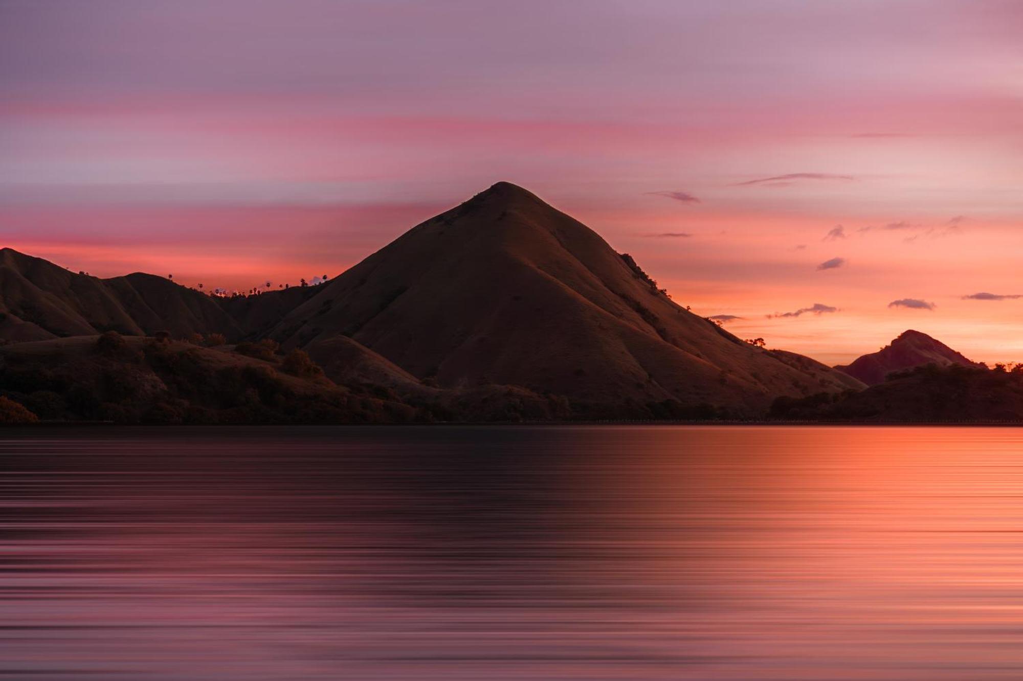 Hotel Menjaga Bay Labuan Bajo Esterno foto