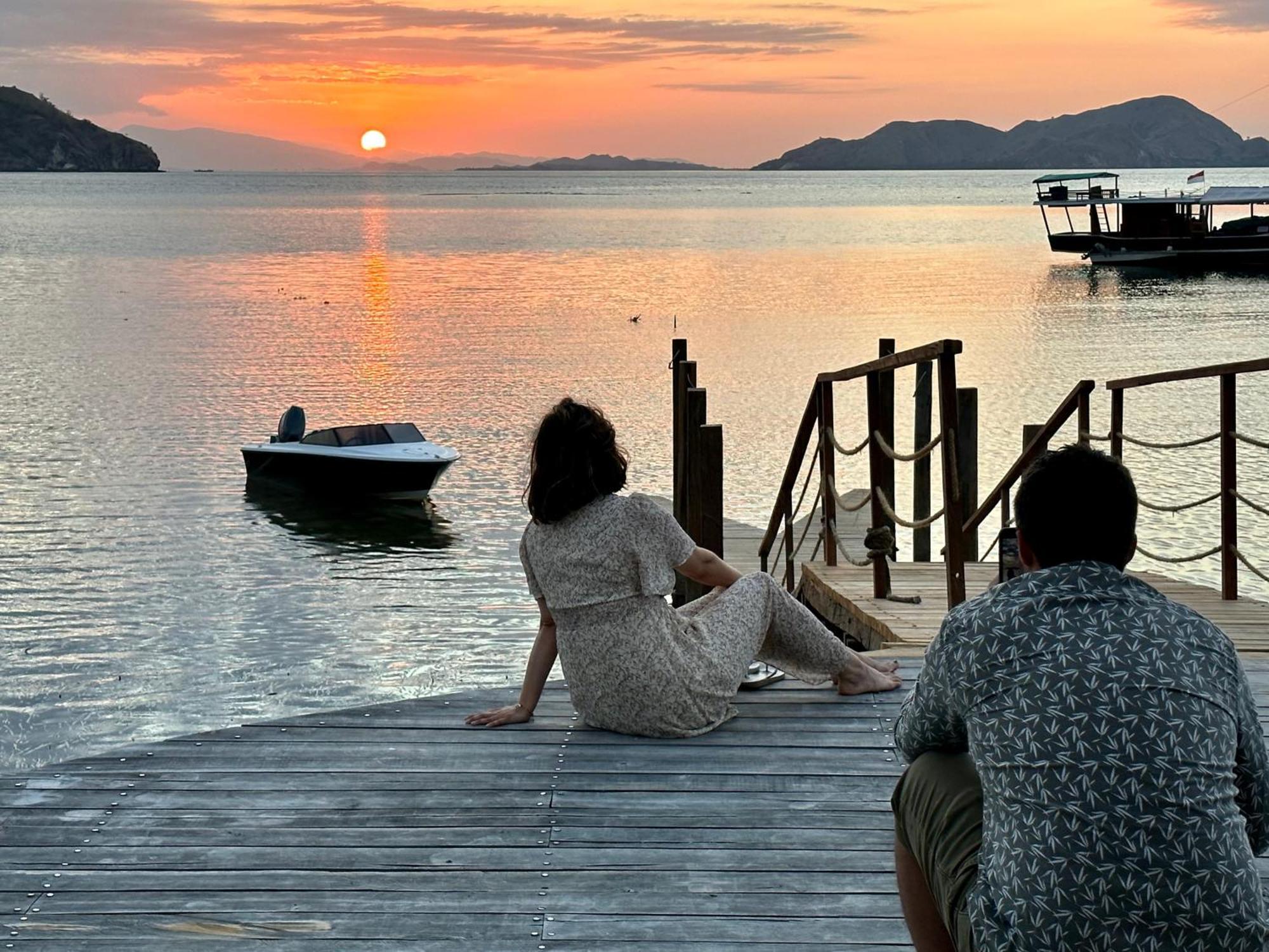 Hotel Menjaga Bay Labuan Bajo Esterno foto