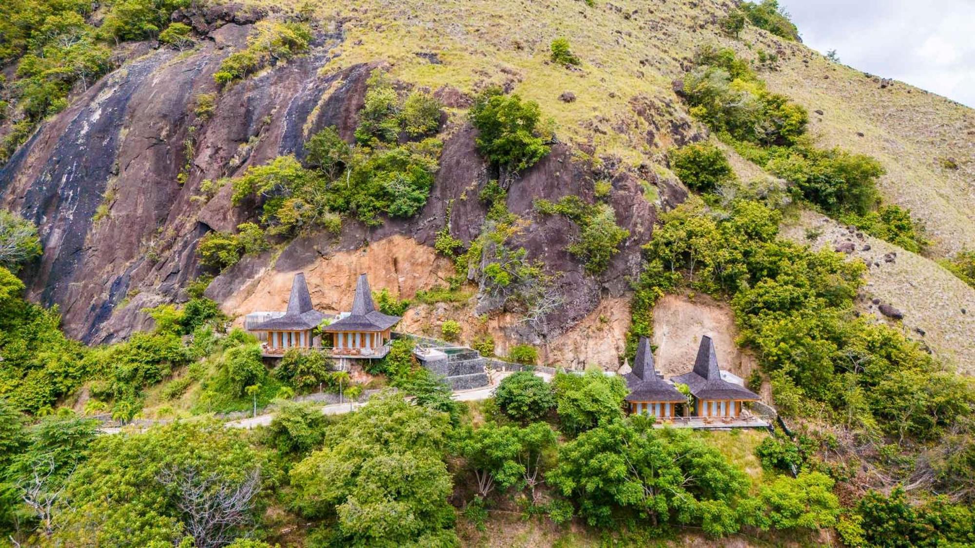 Hotel Menjaga Bay Labuan Bajo Esterno foto